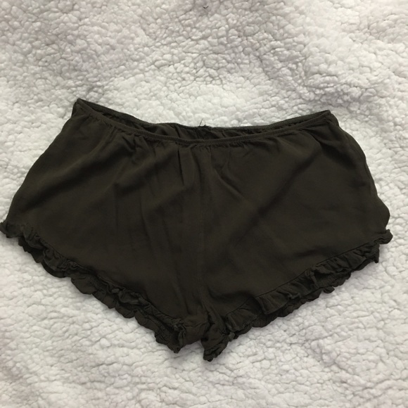 Frill trim shorts - Picture 1 of 1